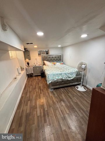 24 N FARSON ST, Philadelphia, PA 19139