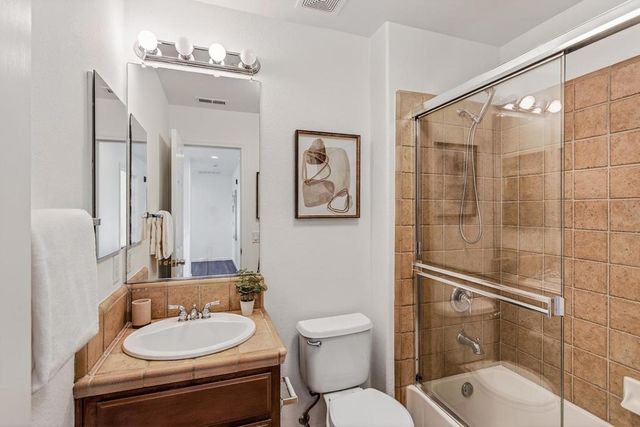 2272 Towne Circle, Mountain View, CA 94040