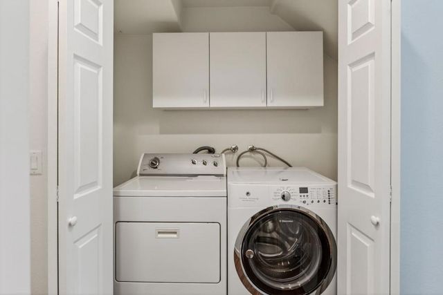 2272 Towne Circle, Mountain View, CA 94040