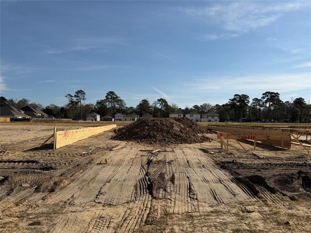 18531 Karlynn Street, New Caney, TX 77357