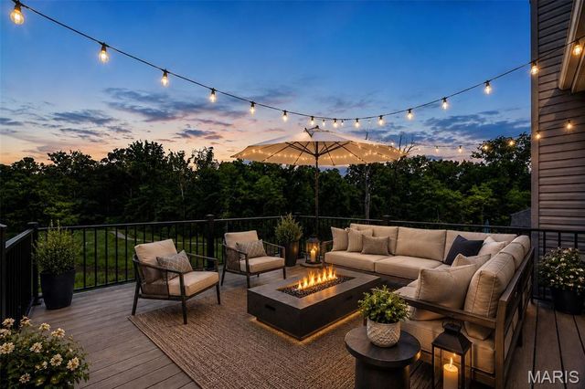 523 Cliff Brook Drive, O'fallon, MO 63366