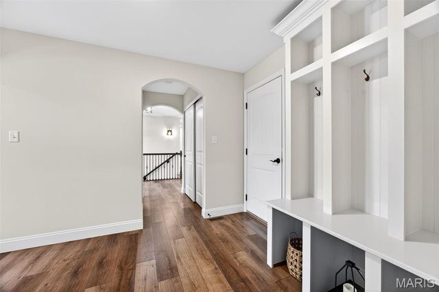 523 Cliff Brook Drive, O'fallon, MO 63366