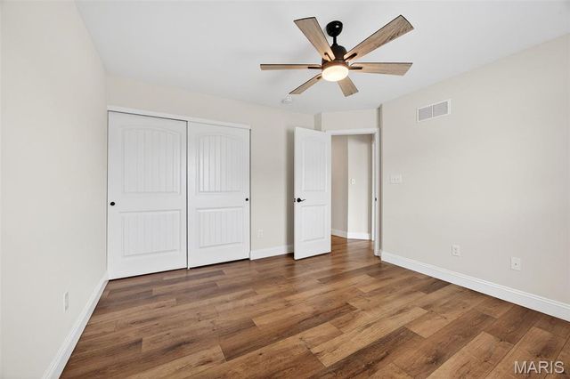 523 Cliff Brook Drive, O'fallon, MO 63366