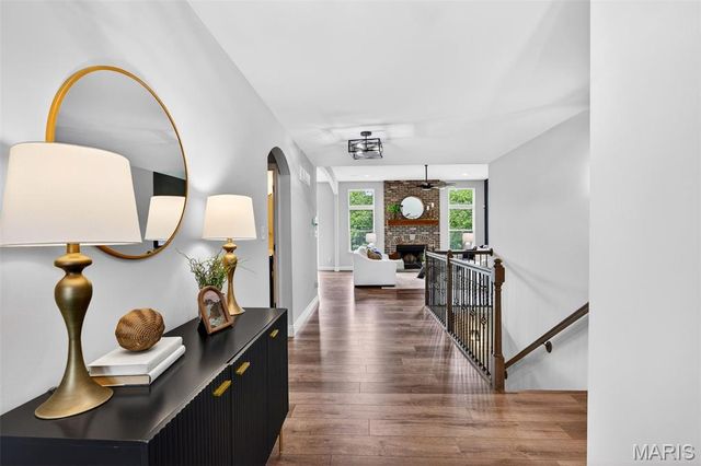 523 Cliff Brook Drive, O'fallon, MO 63366