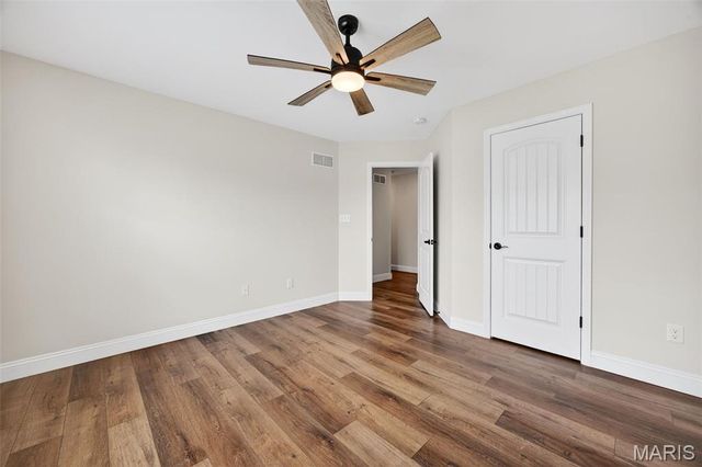 523 Cliff Brook Drive, O'fallon, MO 63366