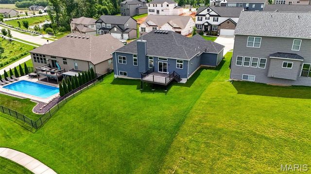 523 Cliff Brook Drive, O'fallon, MO 63366