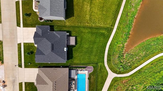 523 Cliff Brook Drive, O'fallon, MO 63366