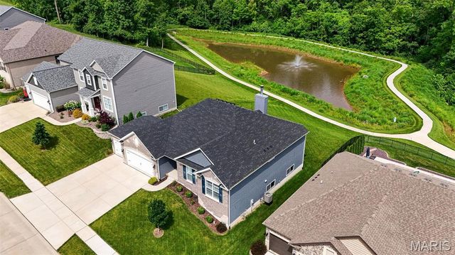 523 Cliff Brook Drive, O'fallon, MO 63366
