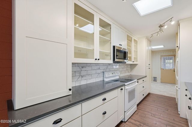 425 N Calle Del Diablo, Green Valley, AZ 85614