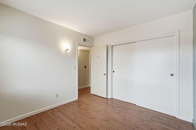 425 N Calle Del Diablo, Green Valley, AZ 85614