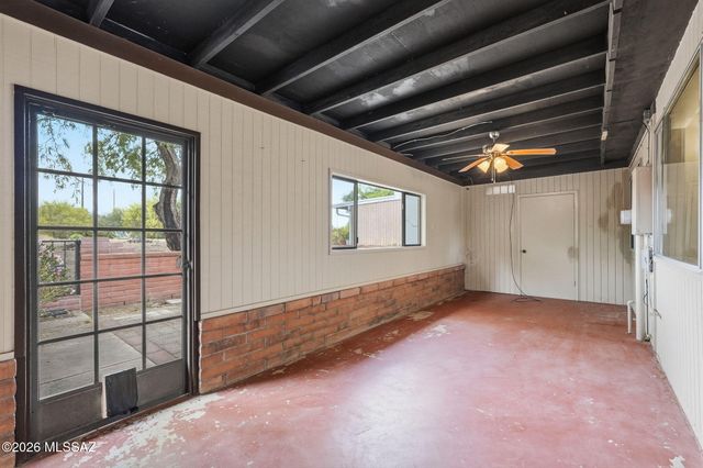 425 N Calle Del Diablo, Green Valley, AZ 85614