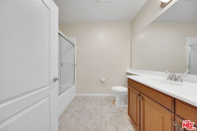 3401 S Bentley Avenue 301, Los Angeles, CA 90034