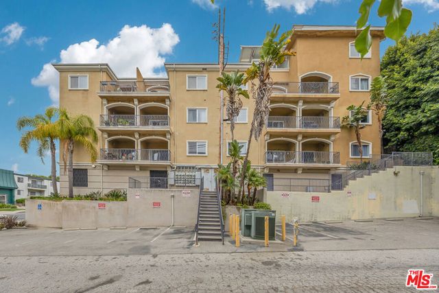 3401 S Bentley Avenue 301, Los Angeles, CA 90034