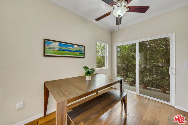 3401 S Bentley Avenue 301, Los Angeles, CA 90034