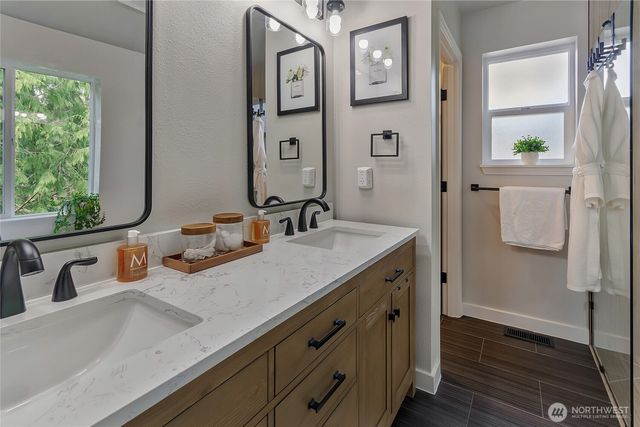 7420 Better Way Lp SE, Snoqualmie, WA 98065