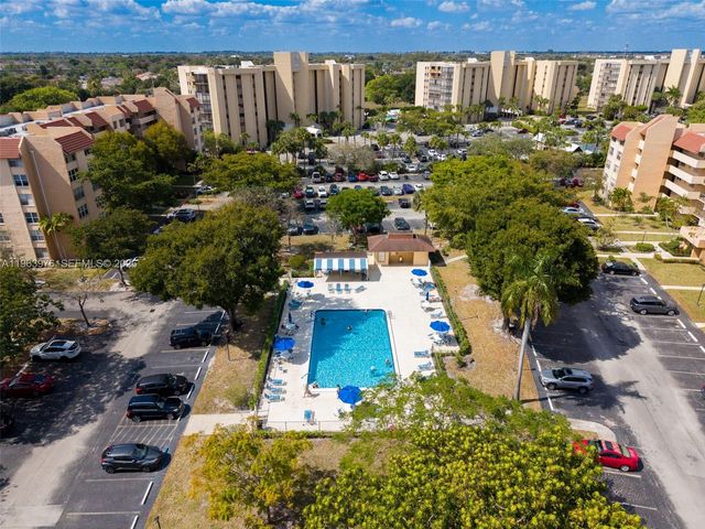 3801 Environ Boulevard 217, Lauderhill, FL 33319