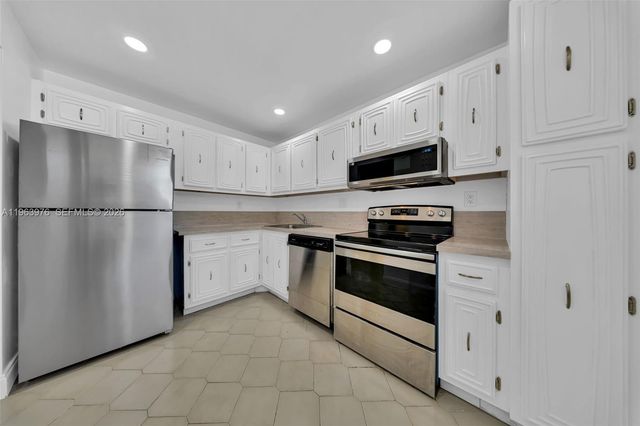 3801 Environ Boulevard 217, Lauderhill, FL 33319