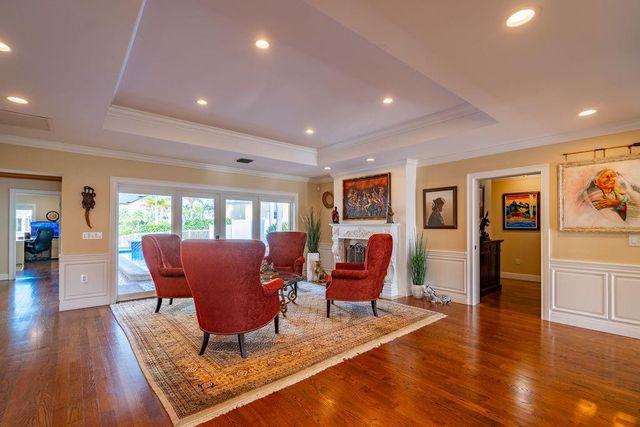 2317 NE 28th Court, Lighthouse Point, FL 33064