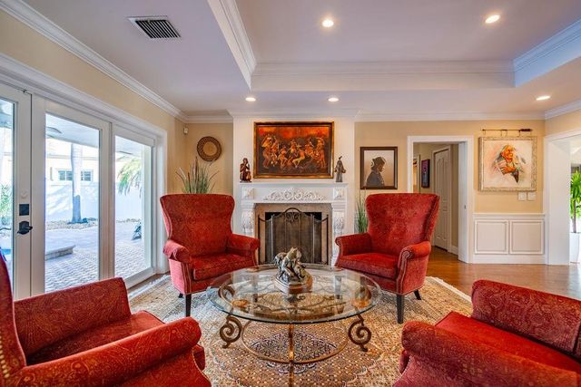 2317 NE 28th Court, Lighthouse Point, FL 33064