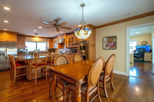 2317 NE 28th Court, Lighthouse Point, FL 33064