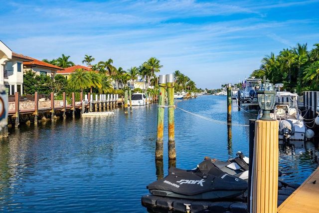 2317 NE 28th Court, Lighthouse Point, FL 33064