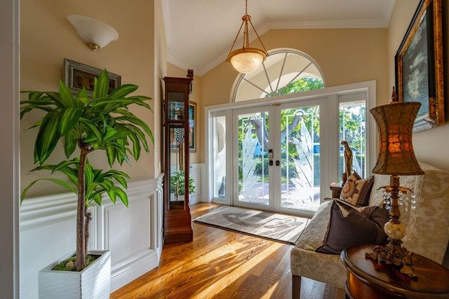 2317 NE 28th Court, Lighthouse Point, FL 33064