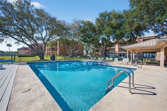 15575 Marina Drive 217C, Conroe, TX 77356