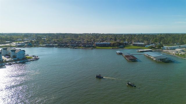 15575 Marina Drive 217C, Conroe, TX 77356