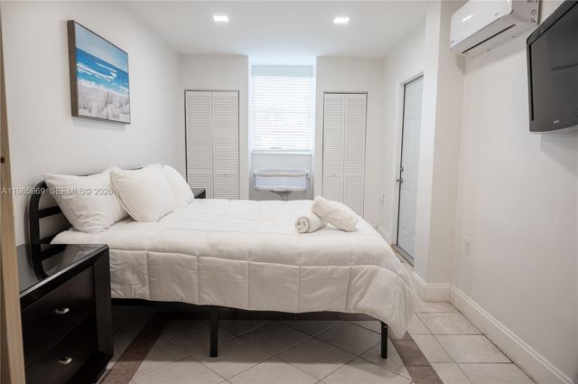 4821 SW 5th St, Miami, FL 33134