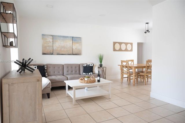 4821 SW 5th St, Miami, FL 33134