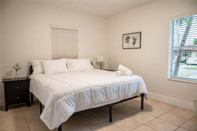 4821 SW 5th St, Miami, FL 33134