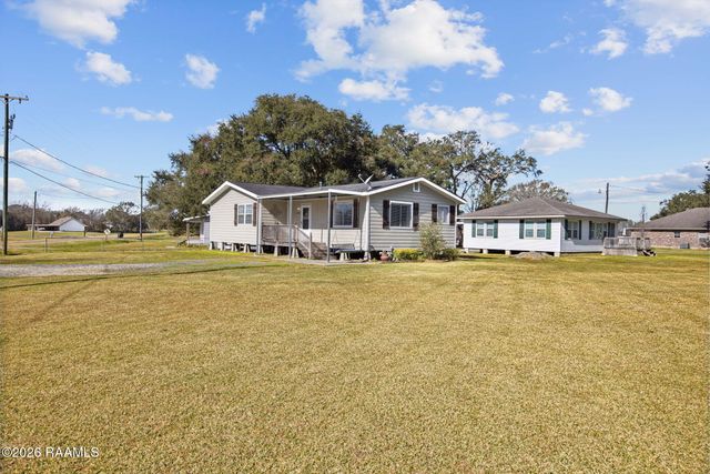 4305 Vida Shaw Road, New Iberia, LA 70563