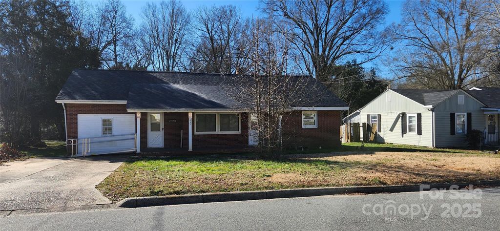 835 Maple Avenue, Salisbury, NC 28144