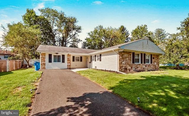 62 HOLSTONE LN, Willingboro, NJ 08046