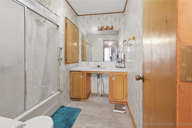 7703 N 447 Road, Spavinaw, OK 74366