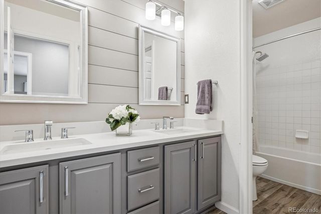 10835 Hickory Ridge Lane, Highlands Ranch, CO 80126