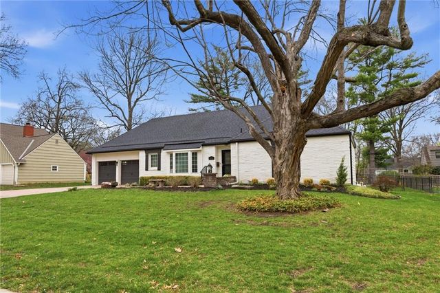 3600 W 84th Terrace, Prairie Village, KS 66206