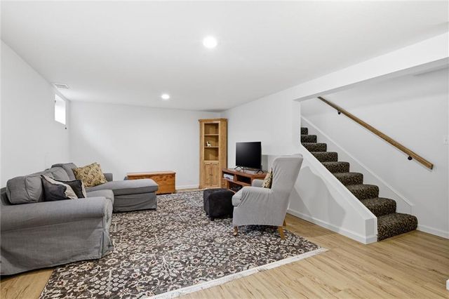 3600 W 84th Terrace, Prairie Village, KS 66206