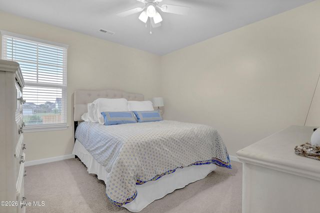 111 Colonial Heights Drive, Hampstead, NC 28443