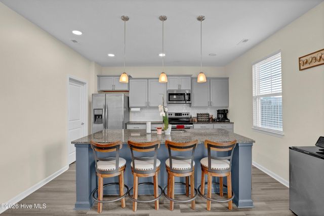 111 Colonial Heights Drive, Hampstead, NC 28443