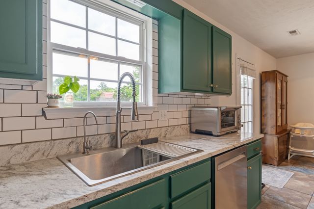3706 Maple Ln, Murfreesboro, TN 37129