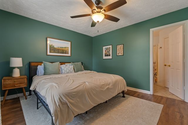 3706 Maple Ln, Murfreesboro, TN 37129