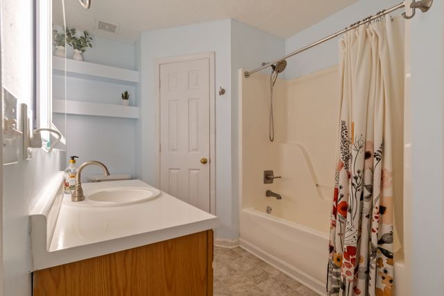 3706 Maple Ln, Murfreesboro, TN 37129