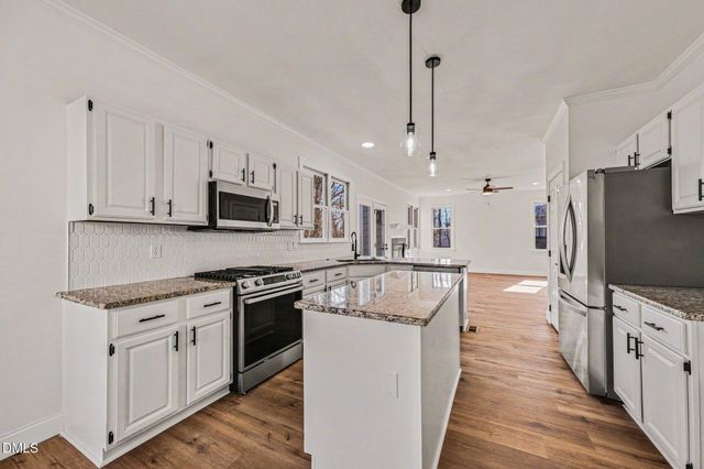 6 Timbercreek Court, Durham, NC 27712