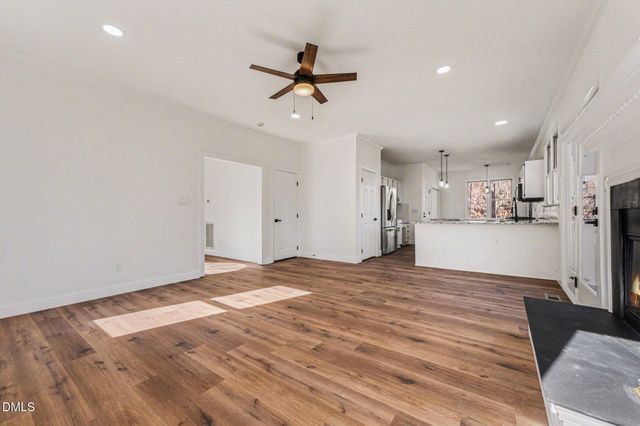 6 Timbercreek Court, Durham, NC 27712