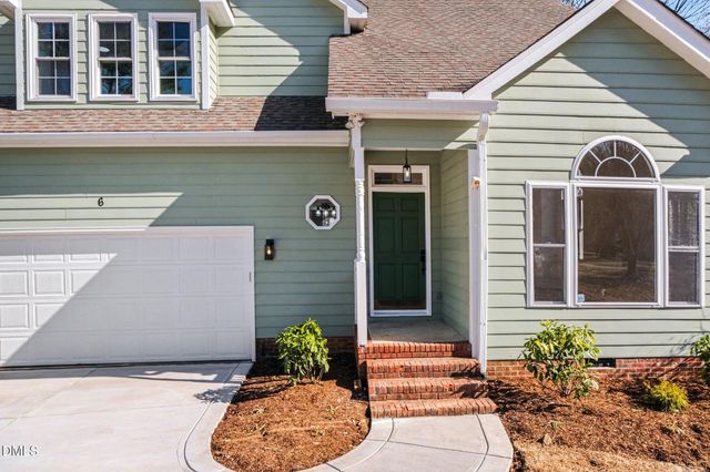 6 Timbercreek Court, Durham, NC 27712