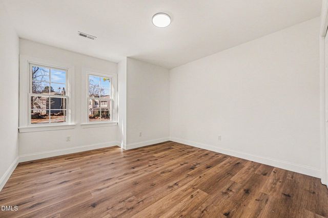 6 Timbercreek Court, Durham, NC 27712