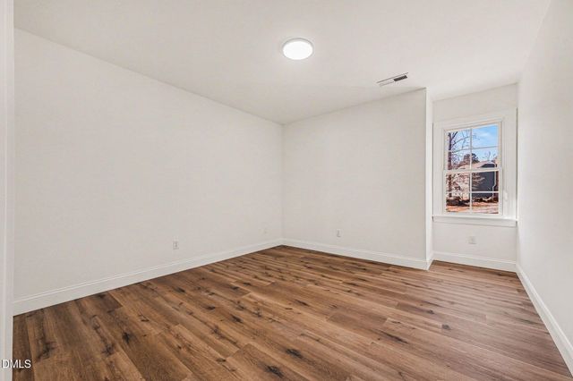 6 Timbercreek Court, Durham, NC 27712