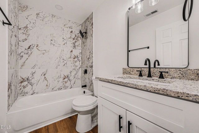 6 Timbercreek Court, Durham, NC 27712