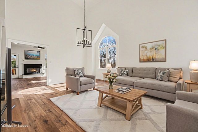 6 Timbercreek Court, Durham, NC 27712